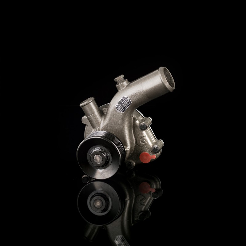 Насос жидкостных систем охлаждения (помпа)  