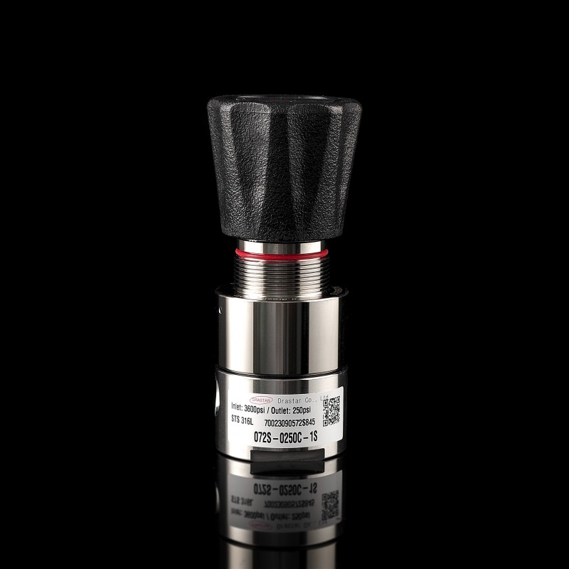 Регулятор давления 072 серии из нержавеющей стали от 0.1 до 17 бар NPT 1/4 Регулятор давления 072 серии из нержавеющей стали от 0.1 до 17 бар NPT 1/4