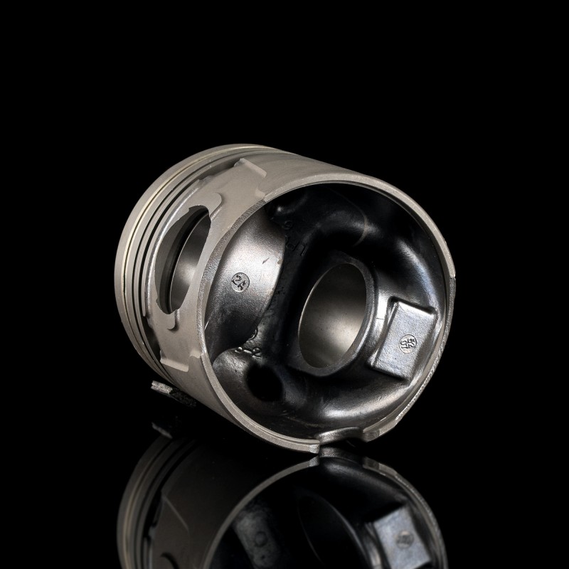 Поршень L6B00 A 501 AB067