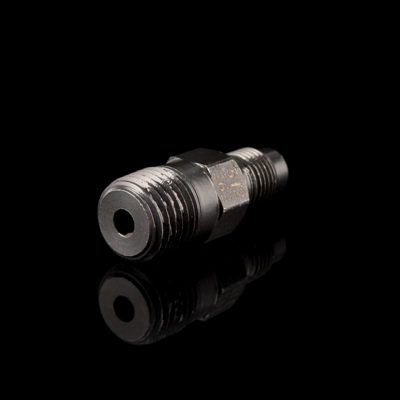 Штуцер (соединение) датчика давления масла Штуцер (соединение) датчика давления масла