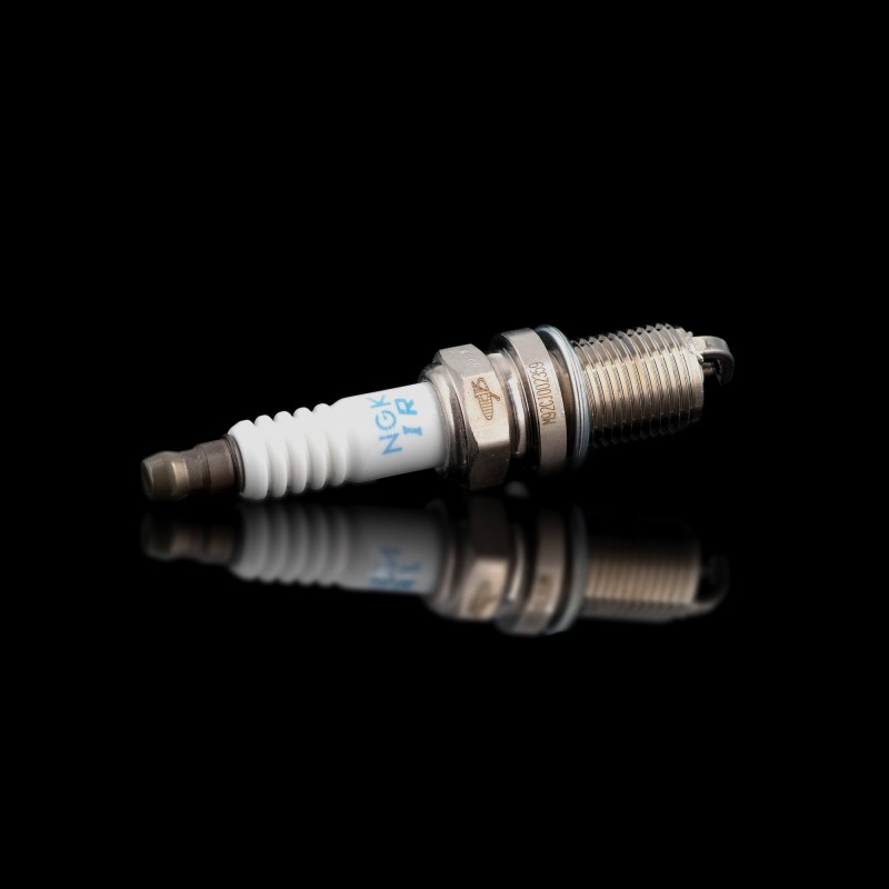 Свеча зажигания Свеча зажигания