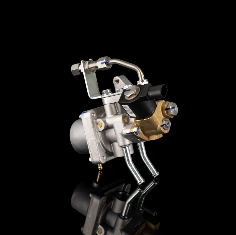 Редуктор газовый высокого давления J3C00-1113240C-P26