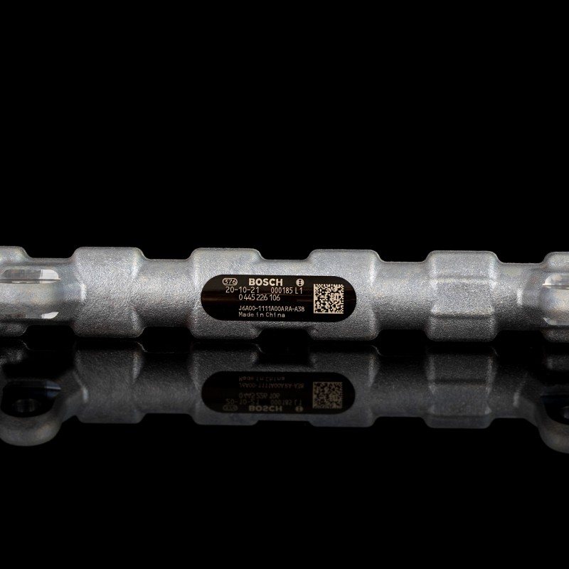 Рампа топливная J6A00-1111A00A